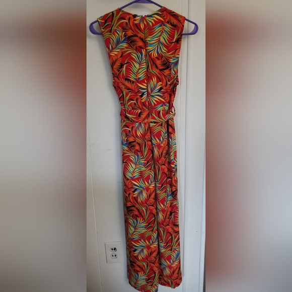 Identity Brand Red/Orange Tropical Print Jumpsuit Size Medium - Picture 3 of 5